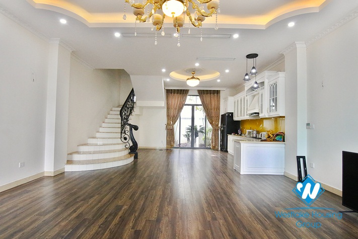 Brand new and very good quality house for rent in Vinhomes Harmony,Long Bien, Hanoi